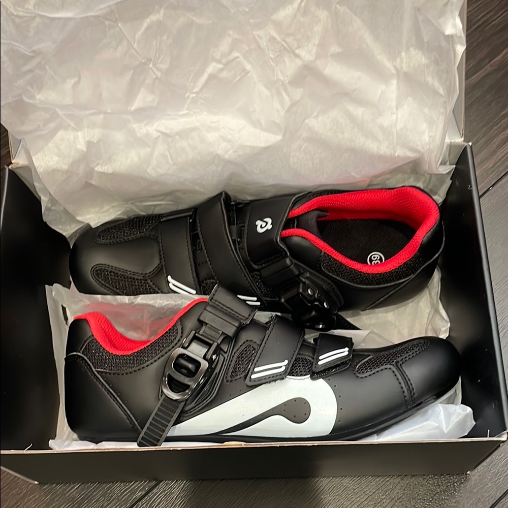 Peloton Women’s Black and Red Cycling Shoes - NWT - Size 39